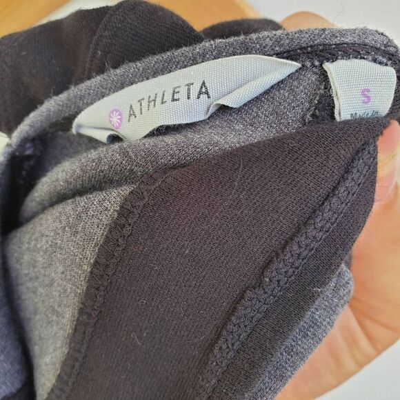 Athleta Women's Illusion Pullover Stretchy Black Gray Dress Size Small - Picture 4 of 4